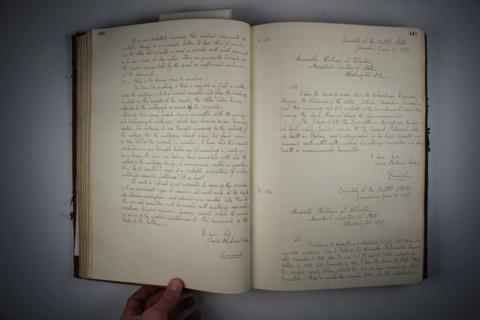 Open original Digital object